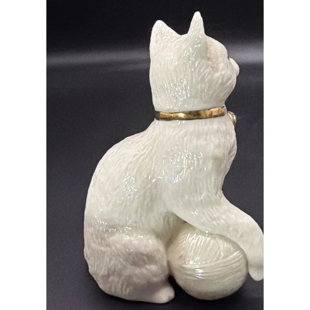 Vtg LENOX PORCELAIN CAT FIGURINE Gold Collar&Crystal Charm w/Yarn Ball RARE FIND